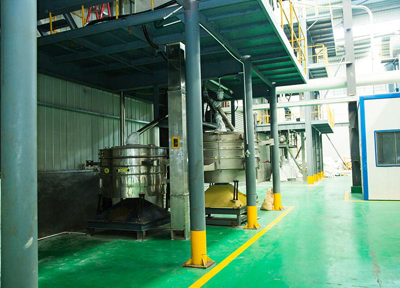 參觀(guān)工廠(chǎng)